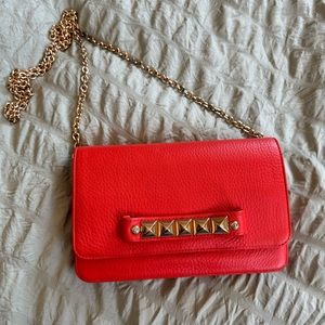HENRI BENDEL WALLET ON CHAIN
